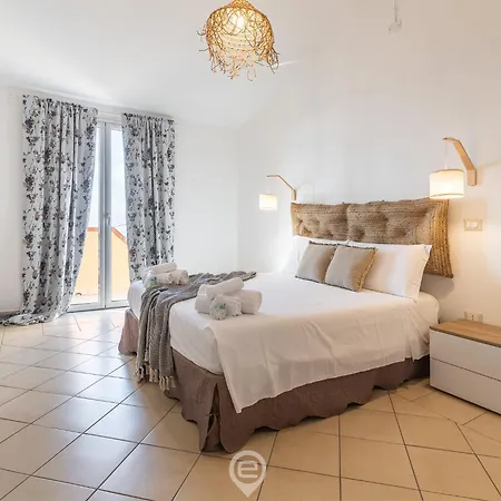 Pan - Seaview - Aircon - Parking Appartamento *
